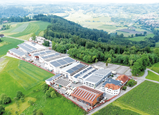 WEISS-Häuser werden auf einer Produktionsfläche von mehr als 45.000 m² gefertigt.