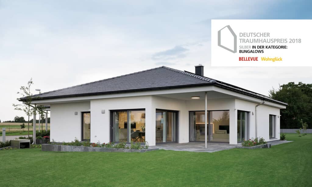 Deutscher Traumhauspreis 2018 Musterhaus Vita von Fertighaus WEISS